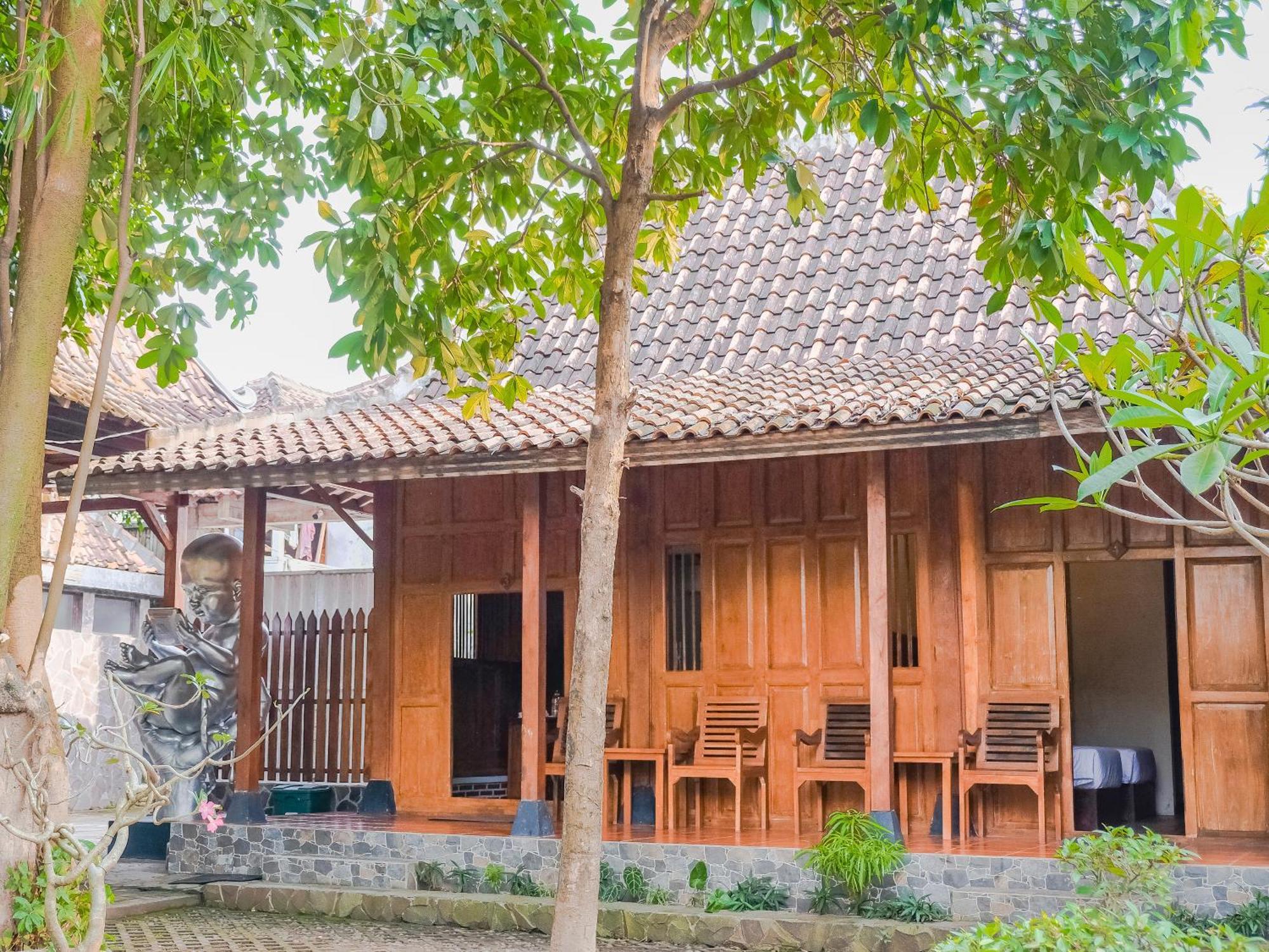 Pendhapa Art Space - Pas Limasan Homestay Prawirotaman Kültér fotó