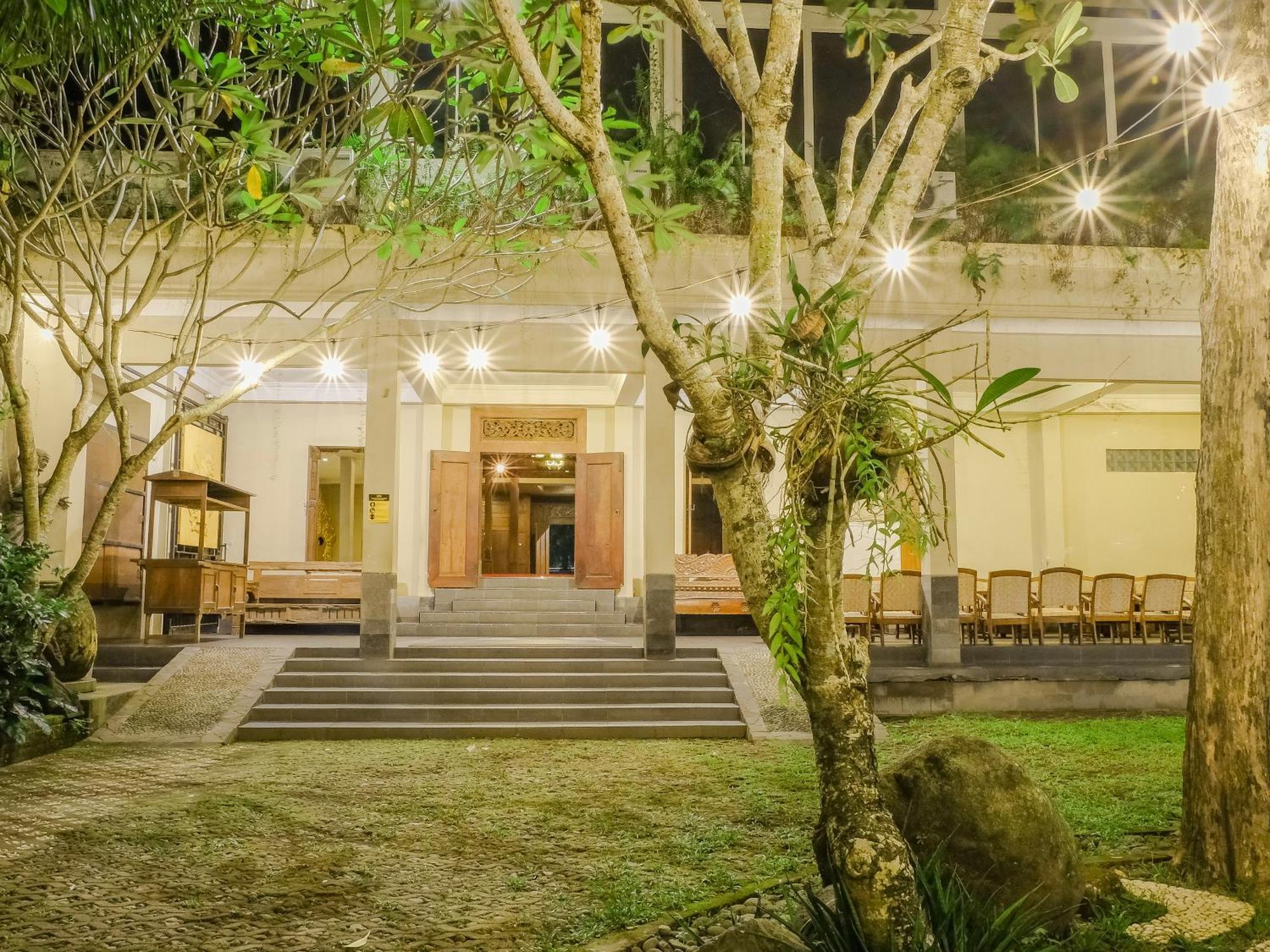 Pendhapa Art Space - Pas Limasan Homestay Prawirotaman Kültér fotó
